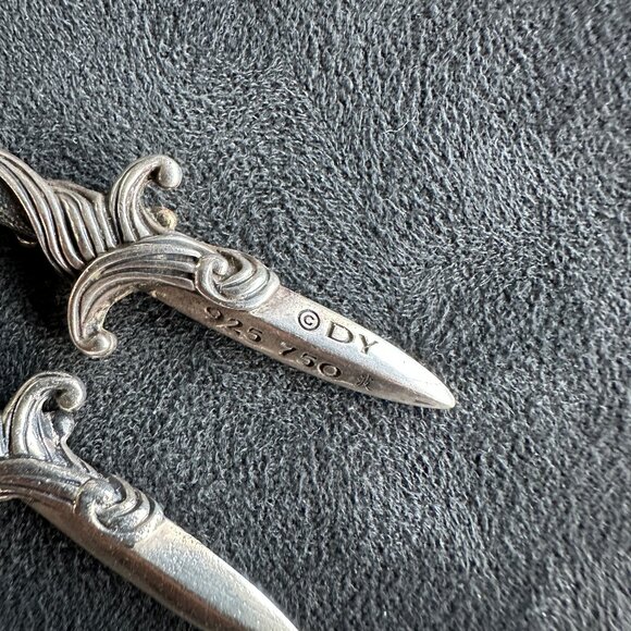 David Yurman Two Waves Dagger w/ 18K Gold, Sterling Silver & Diamonds Necklace - Picture 10 of 16